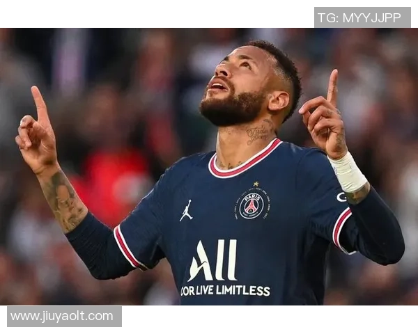 巴黎圣日耳曼足球明星的辉煌历程与未来展望分析